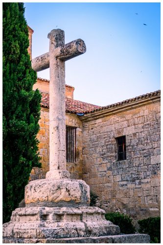 Stone Cross in Ampudia