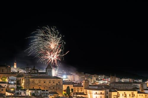 Fireworks to celebrate St George's Day