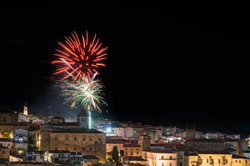 Fireworks to celebrate St George's Day